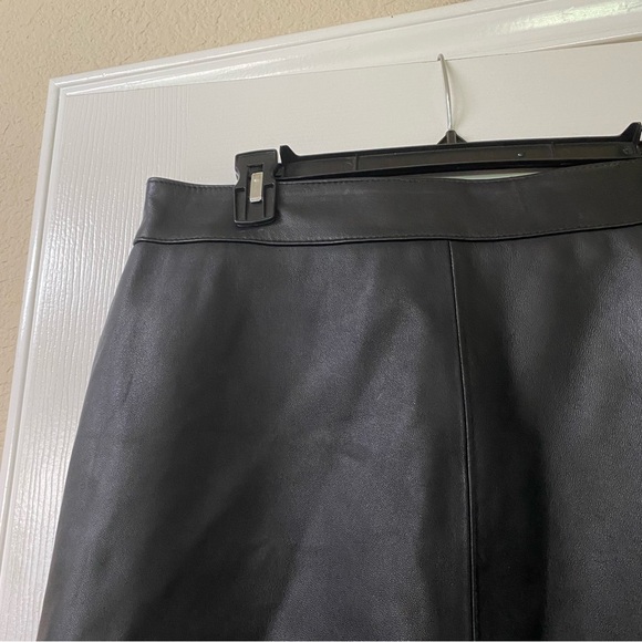 Uniform John Paul Richard Black Leather Flare Hem Mini Skirt Size 12 - Picture 3 of 15